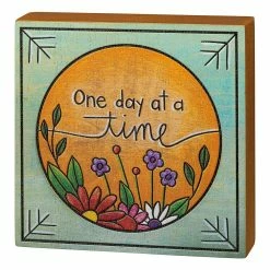 Hot Sale 👏 Primitives By Kathy 'One Day At A Time' Box Sign 🧨